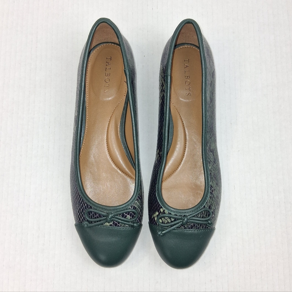 Talbots Madison Green Cap Toe Bow Croc Embossed Ballet Flats